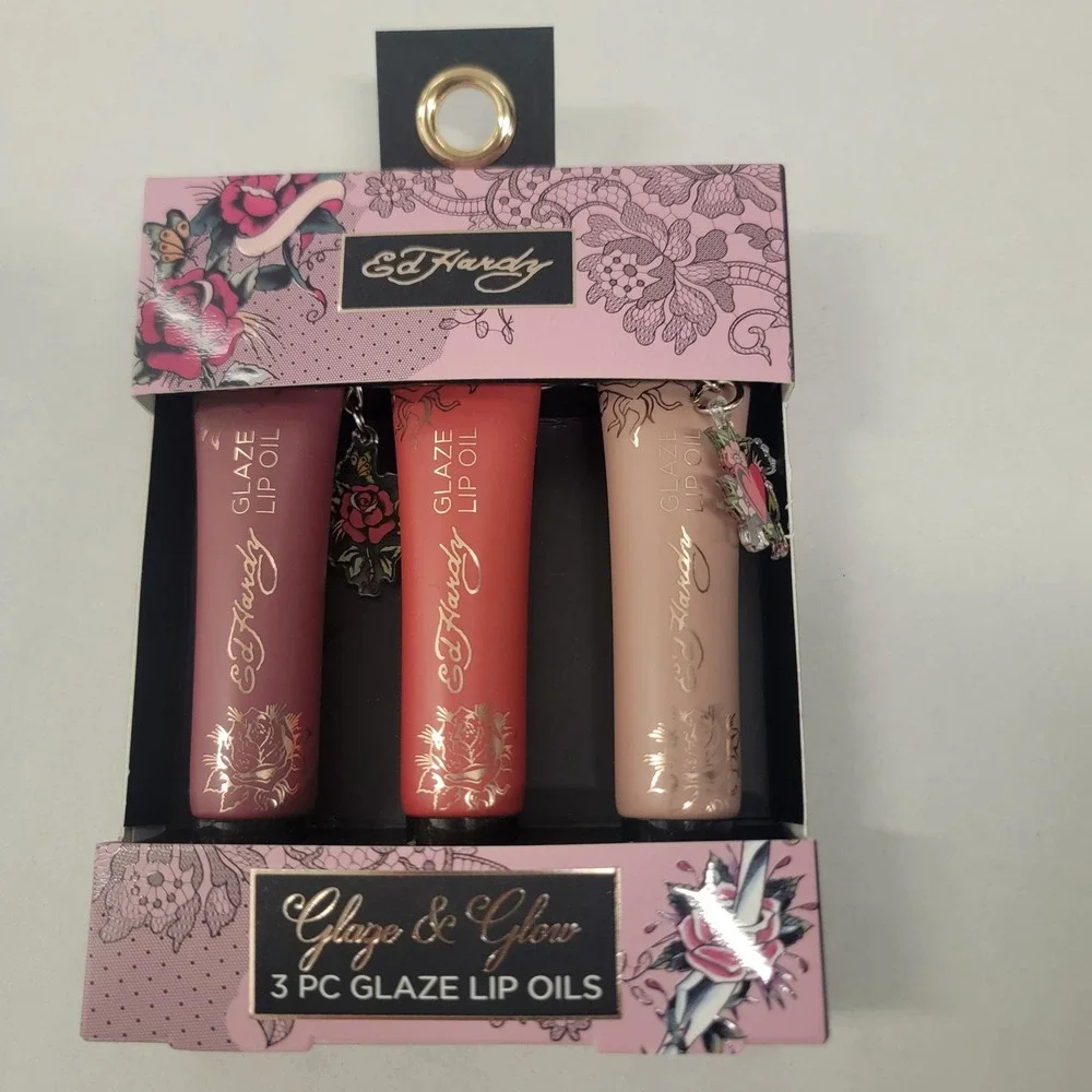 Ed Hardy Glaze & Glow 3 Pc Glaze‎ Lip Oils Set with Charms Sheer Color NIB